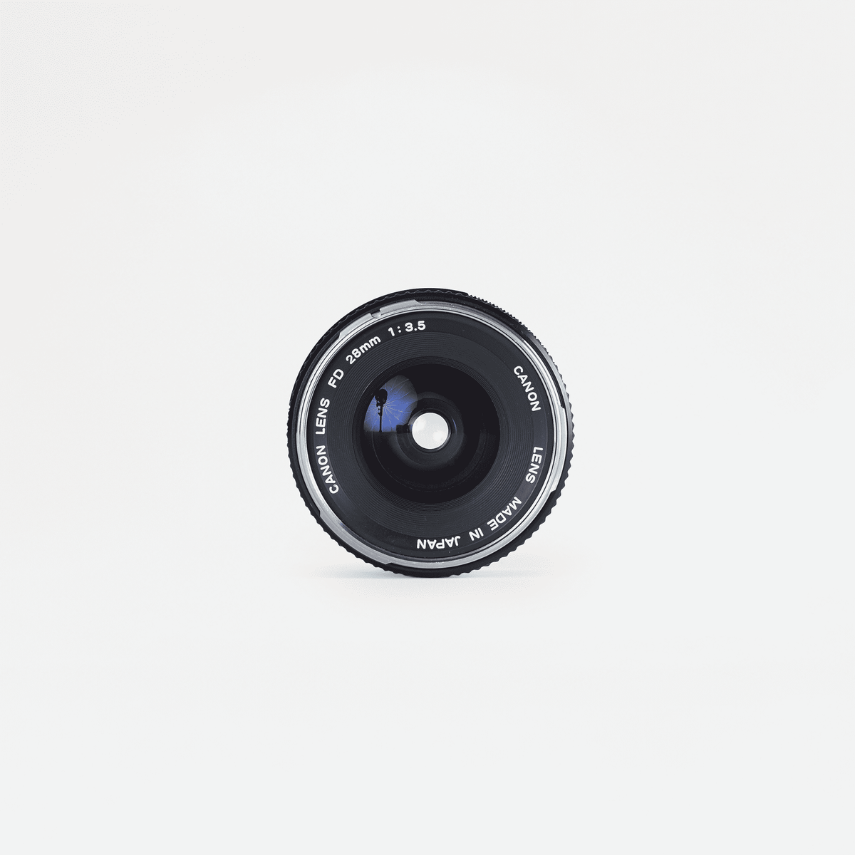 Canon FD 28mm 3.5 Chrome Nose, photo 2 of 6