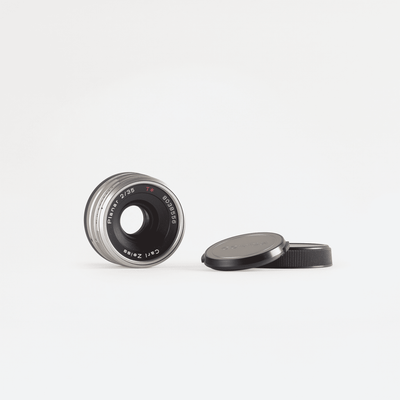 Carl Zeiss Planar 35mm f/2 T* | Contax G-Mount
