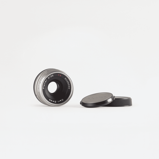 Carl Zeiss Planar 35mm f/2 T* | Contax G-Mount