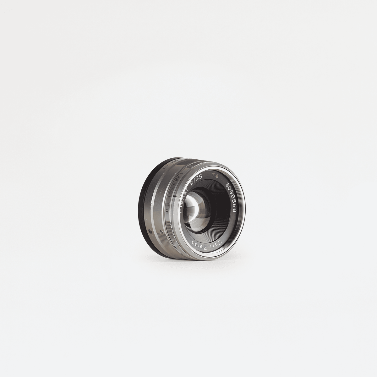 Carl Zeiss Planar 35mm f/2 T* | Contax G-Mount, photo 7 of 8