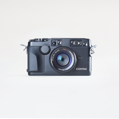 Contax G2 Black 45mm T* F/2 Lens