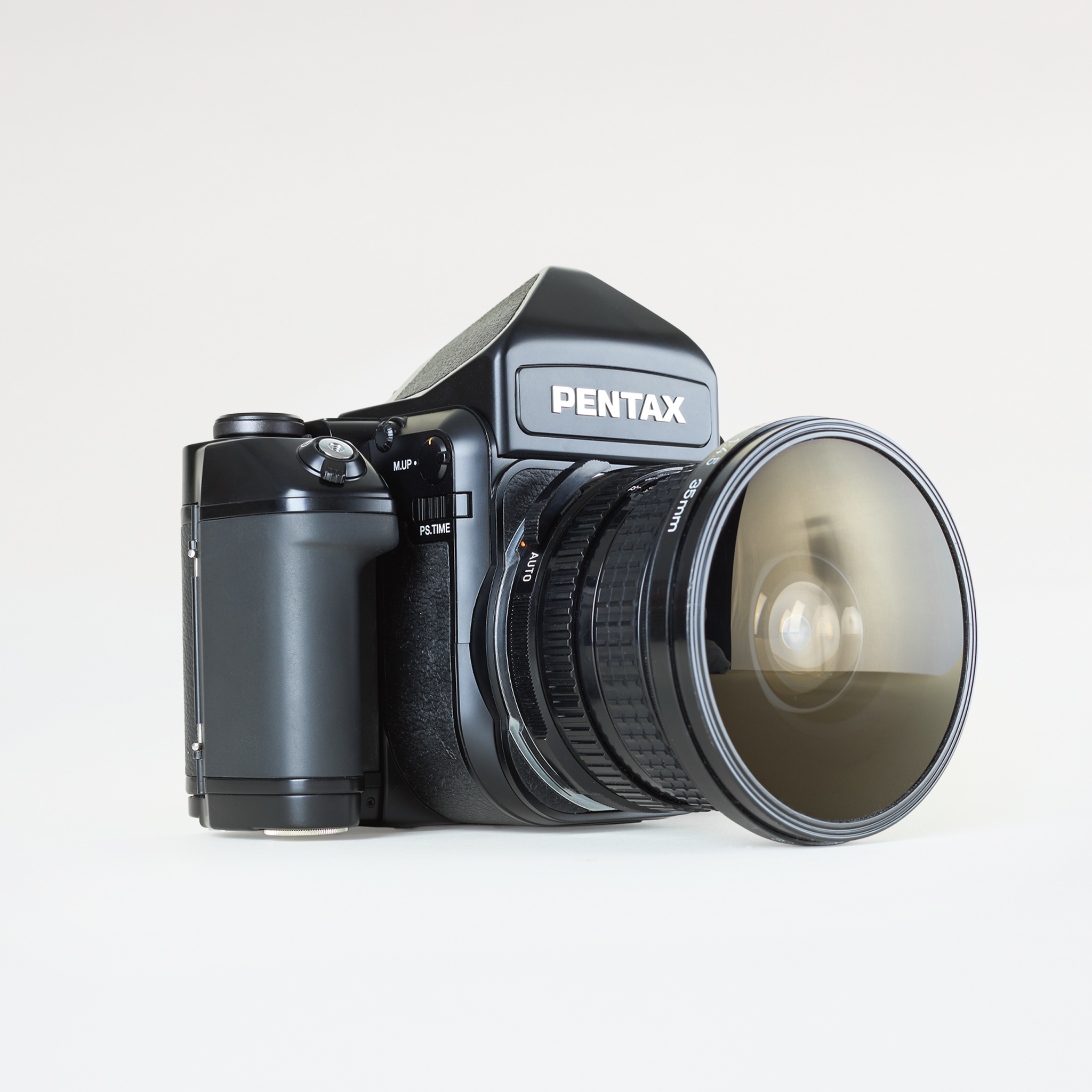 Pentax 67II With SMC Pentax Fish Eye 35mm F/4.5 – Brooklyn Film Camera Pentax 67II With SMC Pentax Fish Eye 35mm F/4.5 – Brooklyn Film Camera