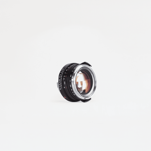 Voigtländer Nokton Classic 40mm f/1.4 SC
