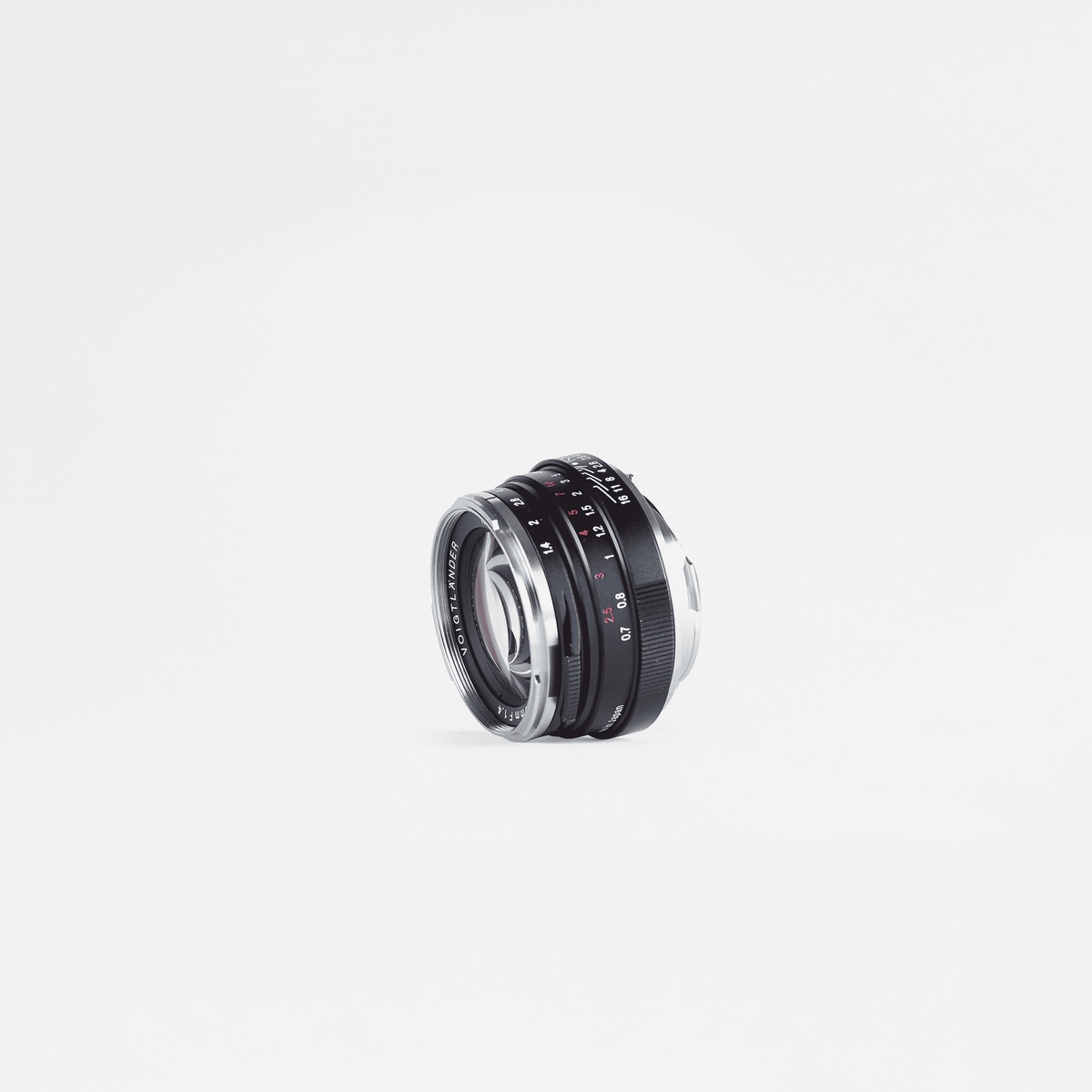 Voigtländer Nokton Classic 40mm f/1.4 SC, photo 4 of 5