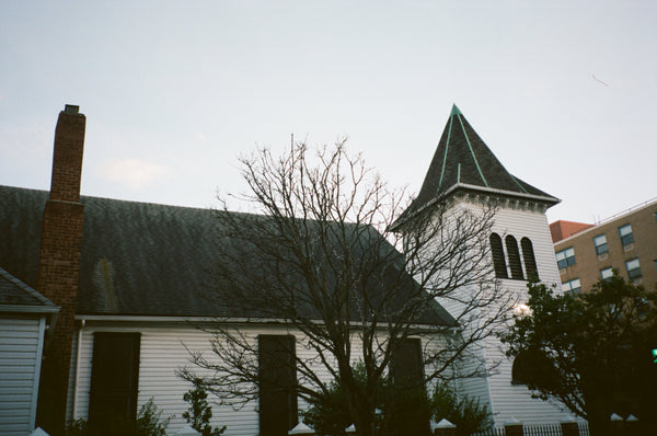 Photo shot on Yashica T3 / Kyocera T Scope, image 1