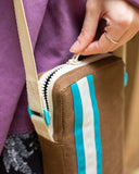 Canvas Shoulder Bag :: SLR 680/690