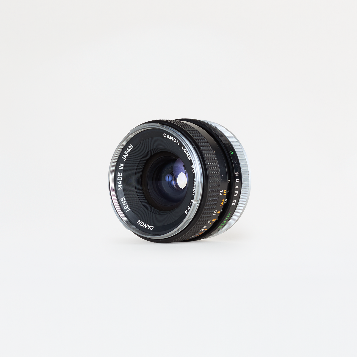 Canon FD 28mm 3.5 Chrome Nose