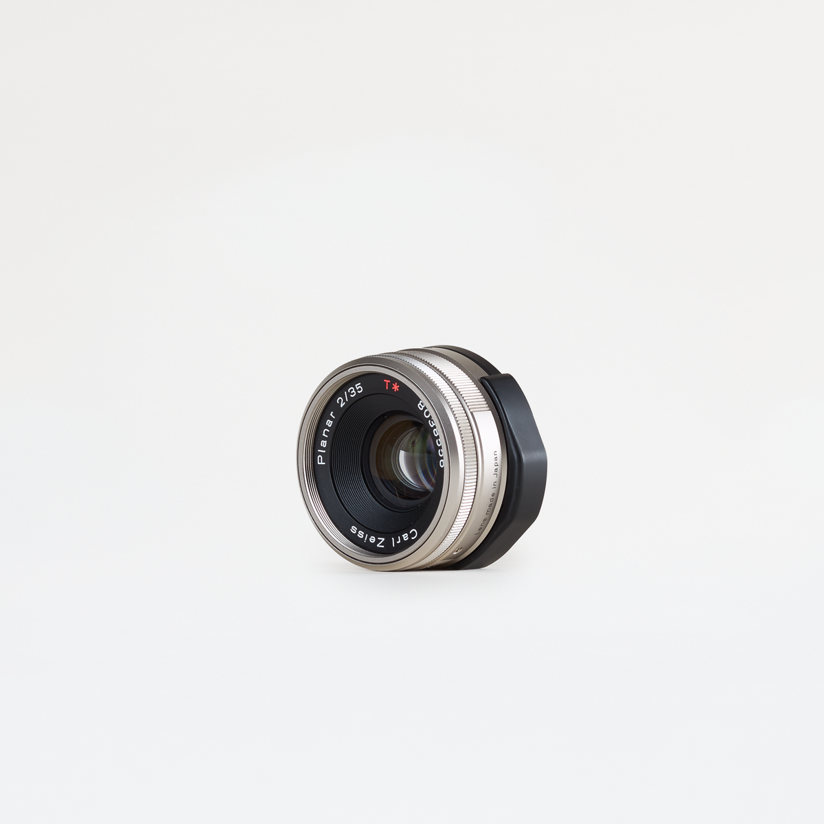 Carl Zeiss Biogon 35mm f/2.0 T* Lens Contax G