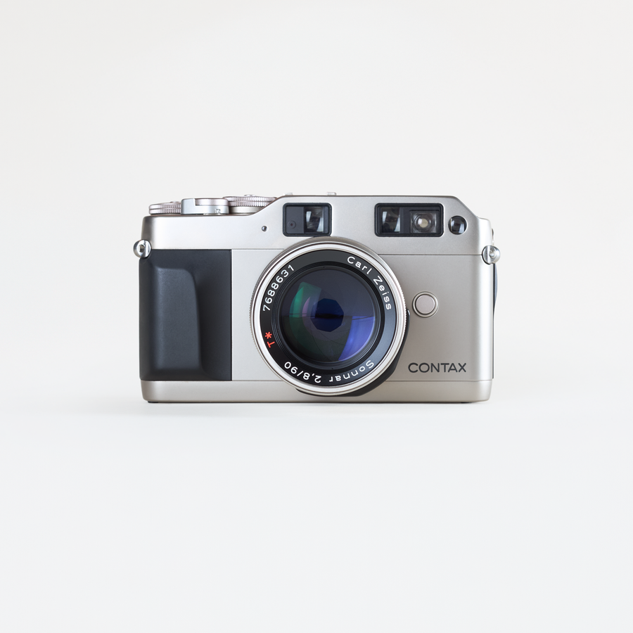 Contax G1 35mm Deluxe Camera
