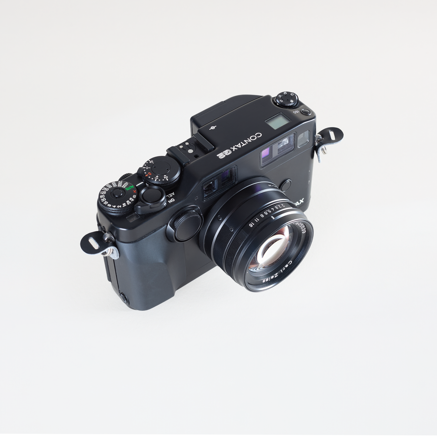 Contax G2 Black 45mm T* F/2 Lens