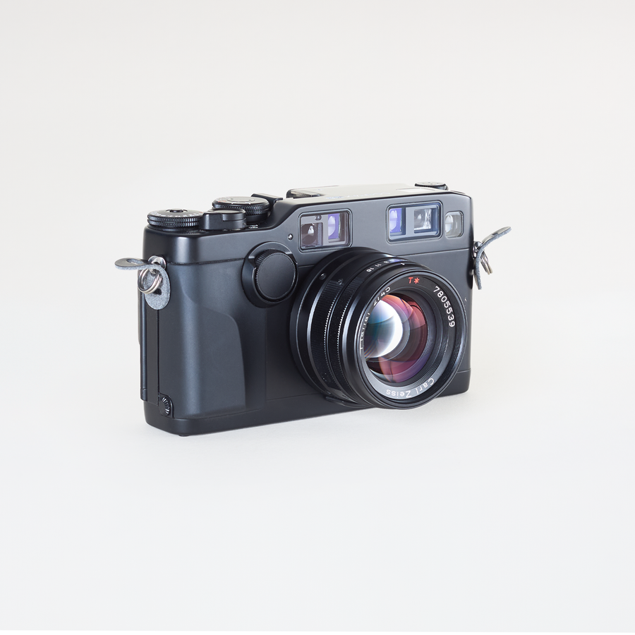 Contax G2 Black 45mm T* F/2 Lens