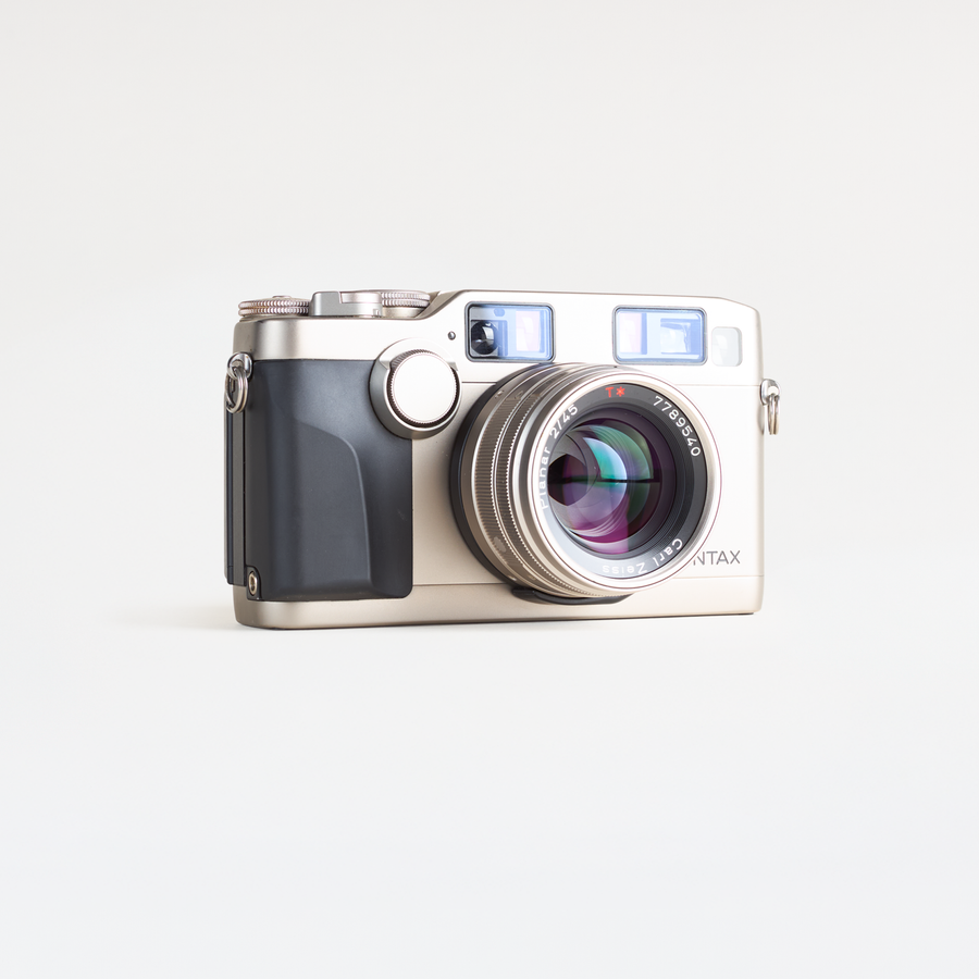 Contax G2 Kit with 28mm f/2.8, 45mm f/2, 90mm f/2.8
