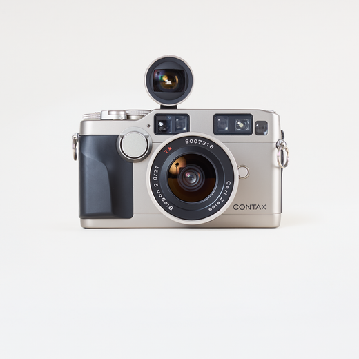 Contax G2 + Carl Zeiss Biogon 21mm f/2.8 T*
