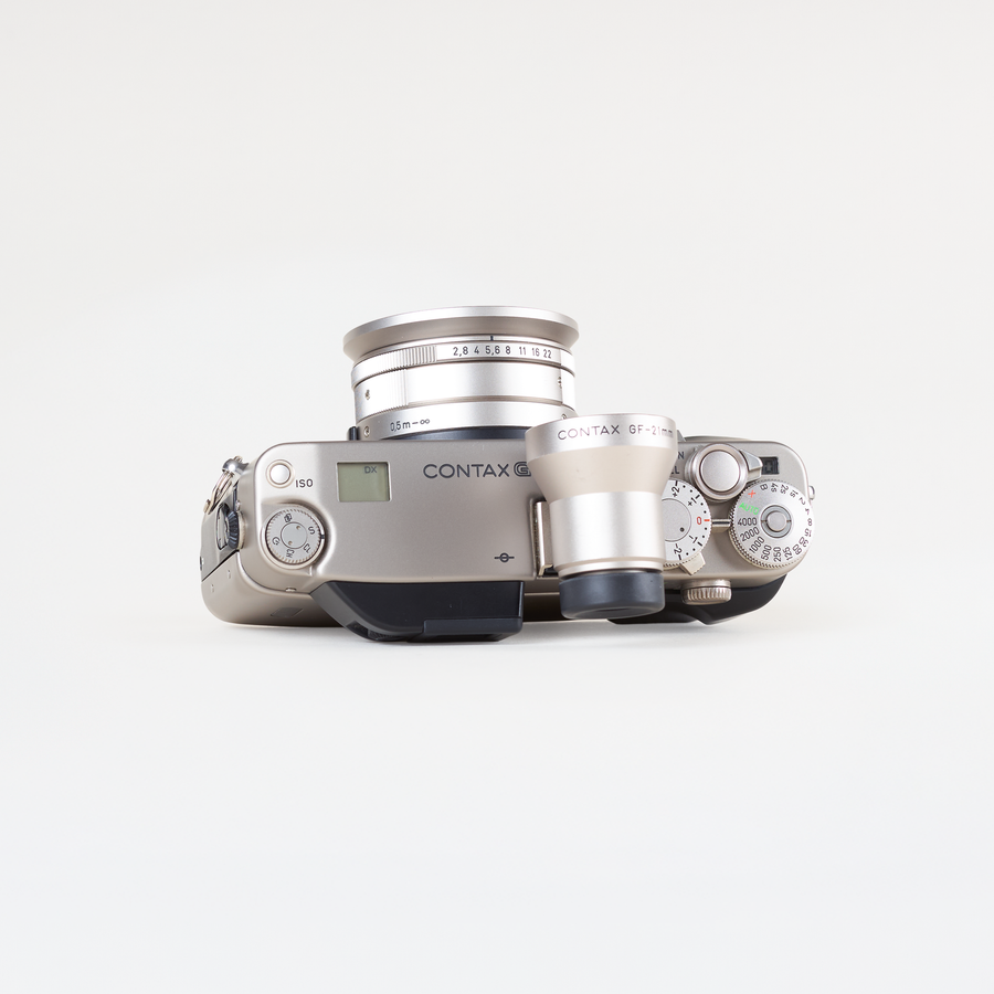 Contax G2 + Carl Zeiss Biogon 21mm f/2.8 T*