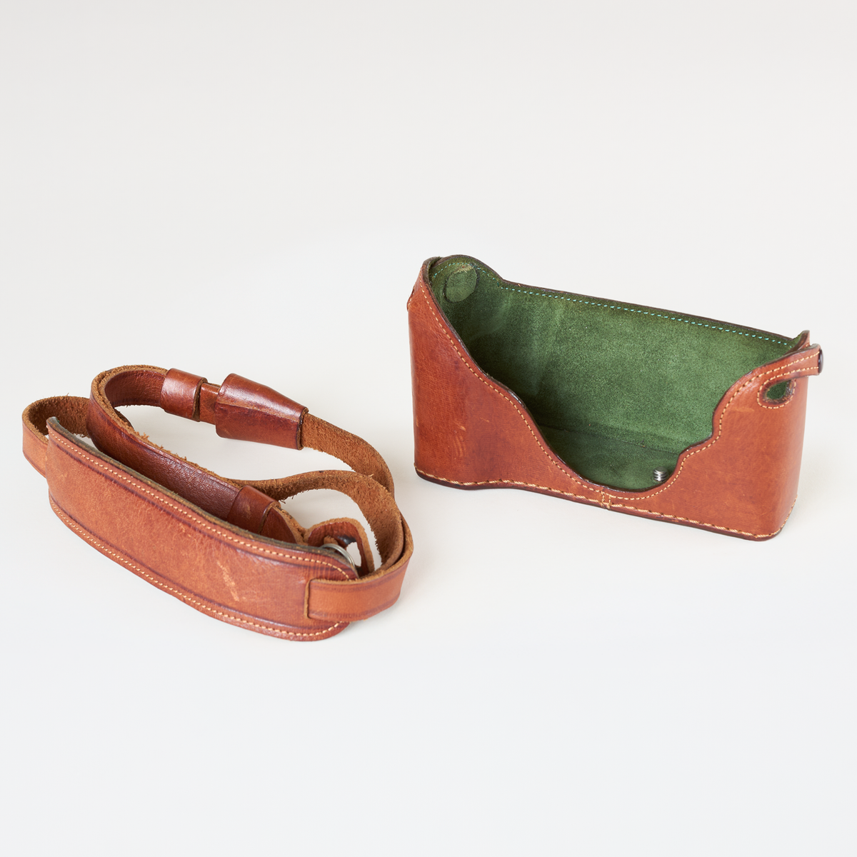 Contax G2 Leather Half Case & Strap by Leicatime