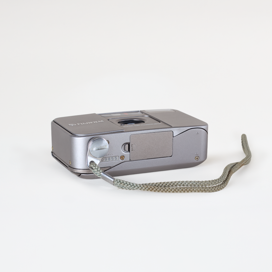 FujiFilm Tiara – Brooklyn Film Camera FujiFilm Tiara – Brooklyn Film Camera