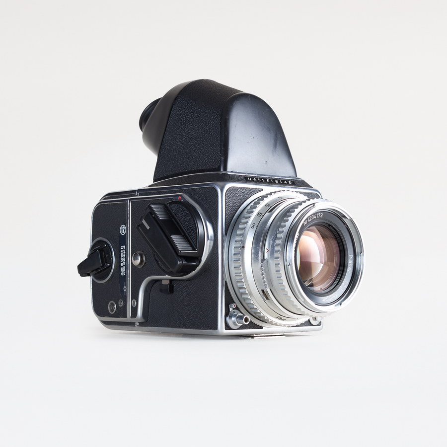 Hasselblad 500CM Black + Silver Carl Zeiss Planar 80mm F/2 .8 + Prism Finder | CLA'd