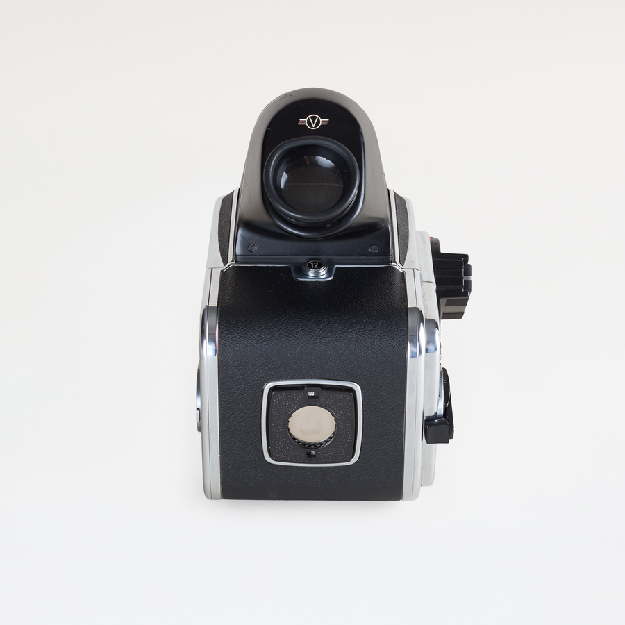 Hasselblad 500CM Black + Silver Carl Zeiss Planar 80mm F/2 .8 + Prism Finder | CLA'd