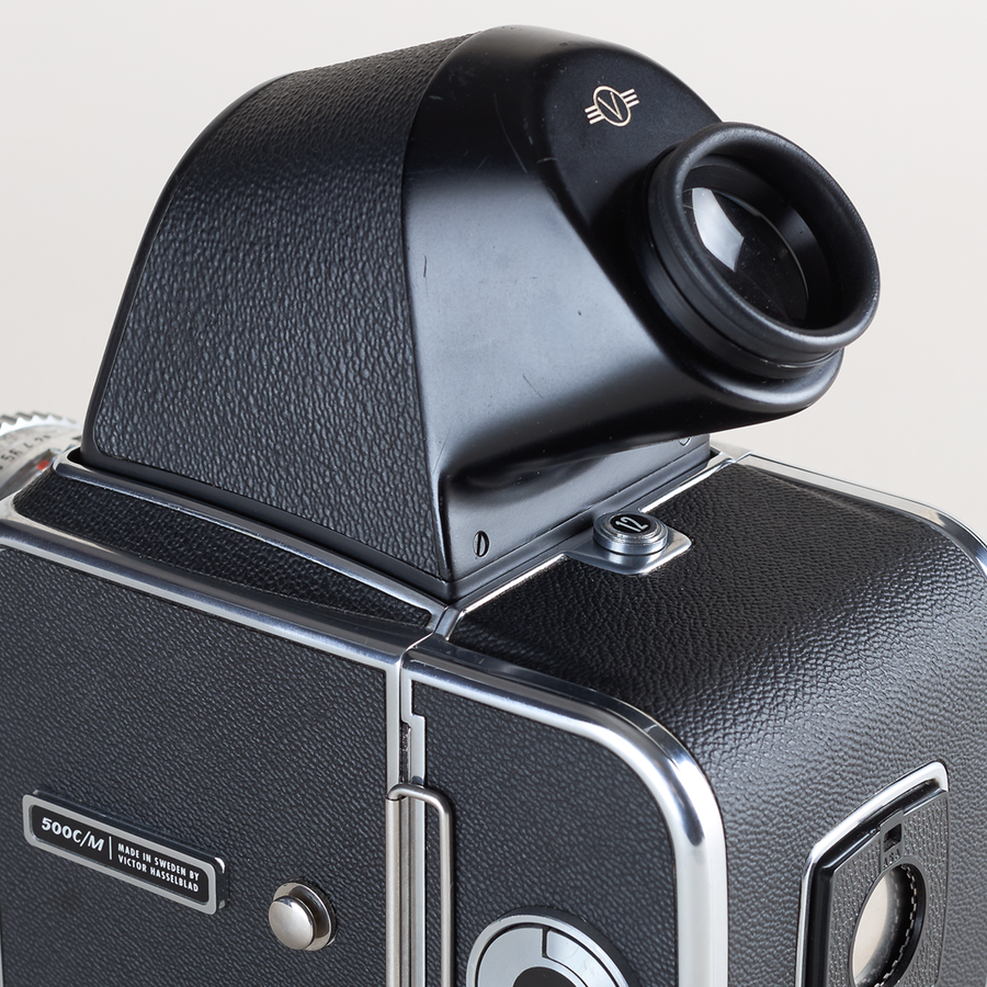 Hasselblad 500CM Black + Silver Carl Zeiss Planar 80mm F/2 .8 + Prism Finder | CLA'd