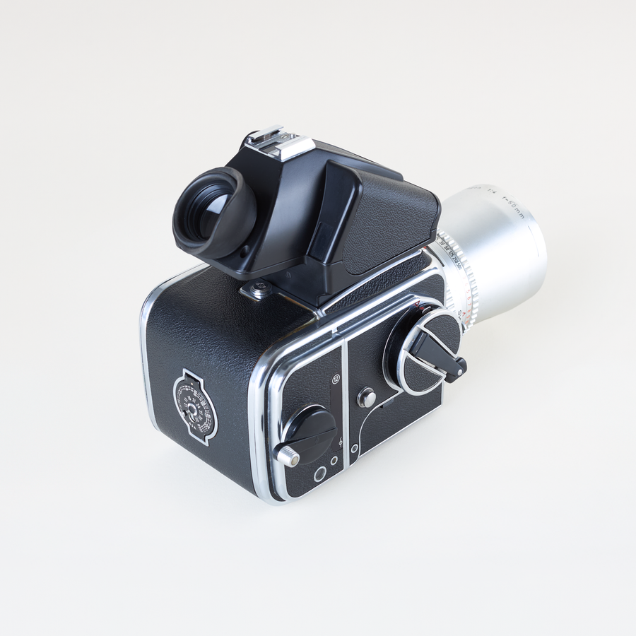 Hasselblad 500C + 50MM F1.4 | Fully Refurbished Prism Finder