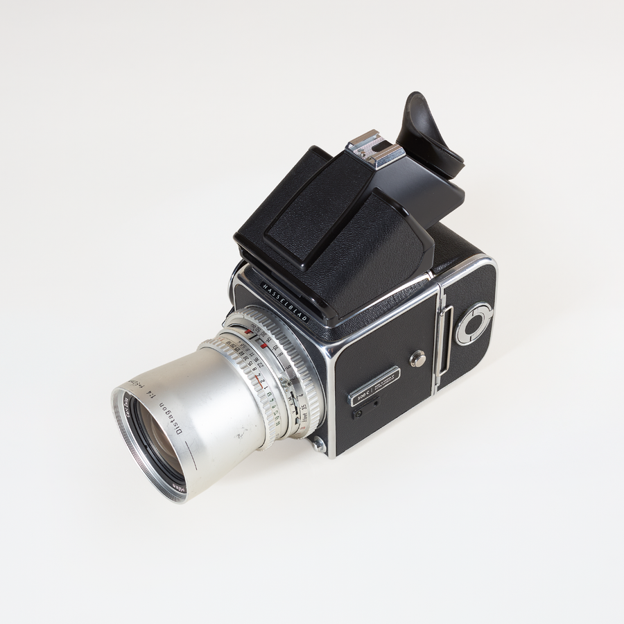 Hasselblad 500C + Distagon 4/50mm C | Prism Finder – Brooklyn Film Hasselblad 500C + Distagon 4/50mm C | Prism Finder – Brooklyn Film