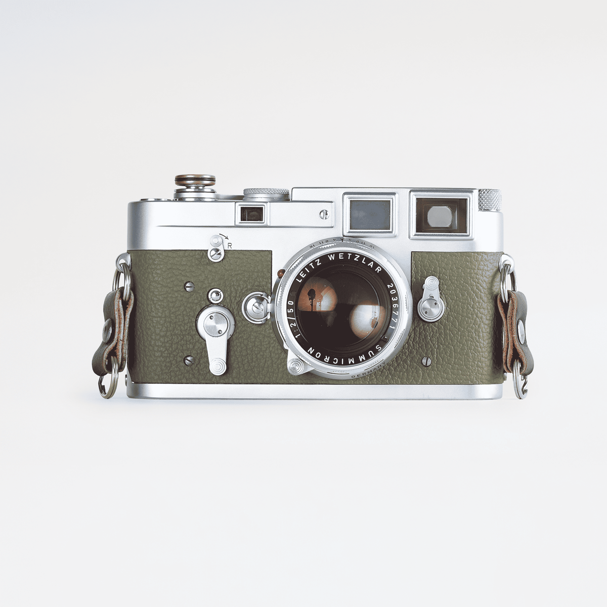 Leica M3 フィルムカメラ Leica M3 (Green leather, Single Stroke) + Summicron 50mm F/2 | CLA'd