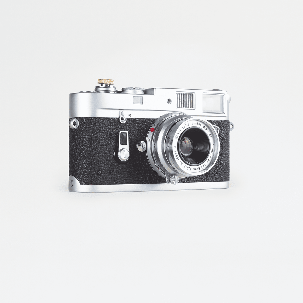 Leica M4 (Single Stroke) + Summaron 35mm F/3.5 | CLA'd