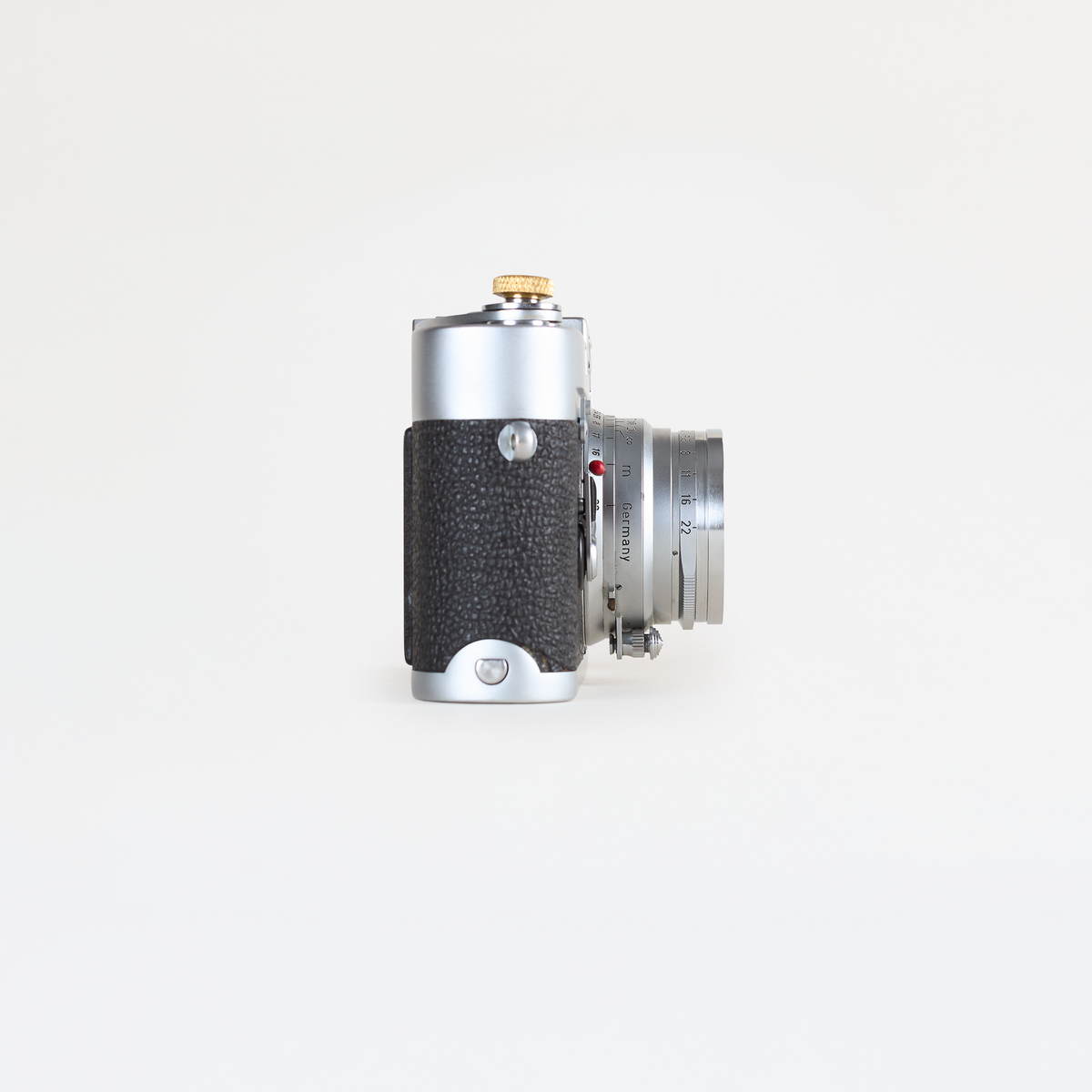 Leica M4 (Single Stroke) + Summaron 35mm F/3.5 | CLA'd