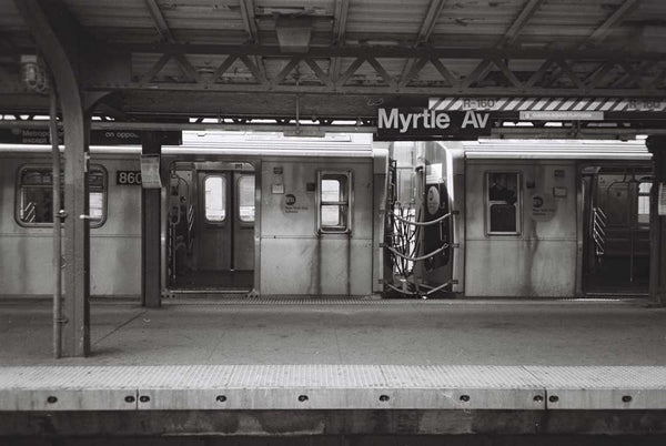 Lomography Lady Grey :: B&W sample