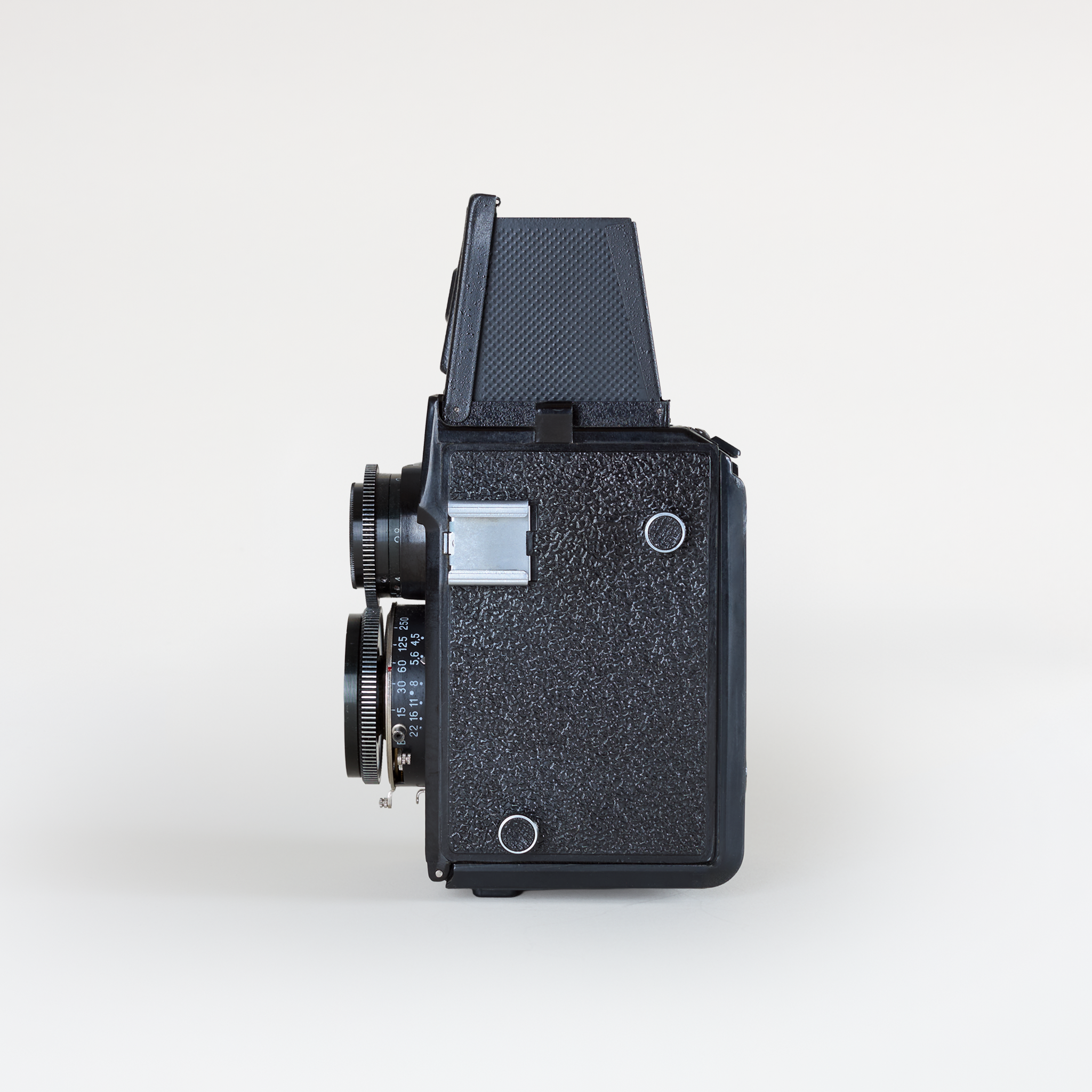 Lomo Lubitel 166B – Brooklyn Film Camera Lomo Lubitel 166B – Brooklyn Film Camera