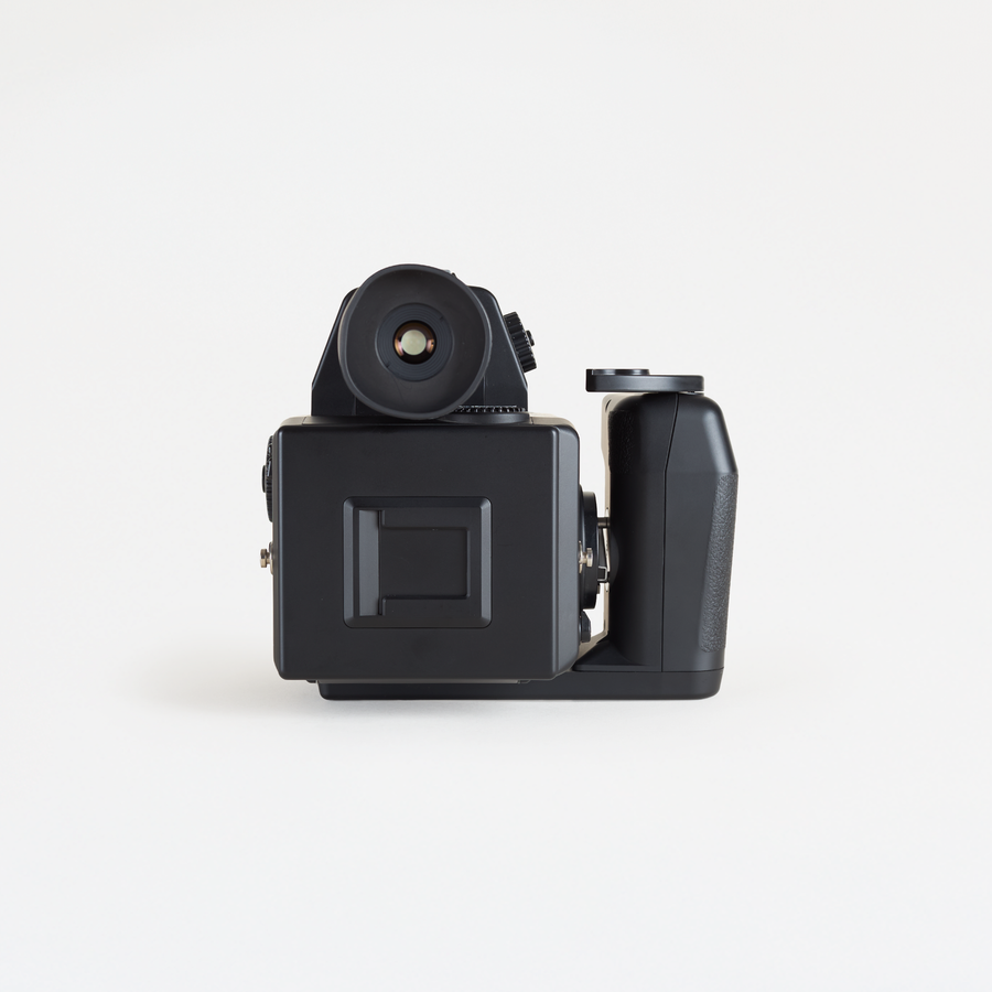 Mamiya 645E with 80mm f/2.8 N and GN401 Grip