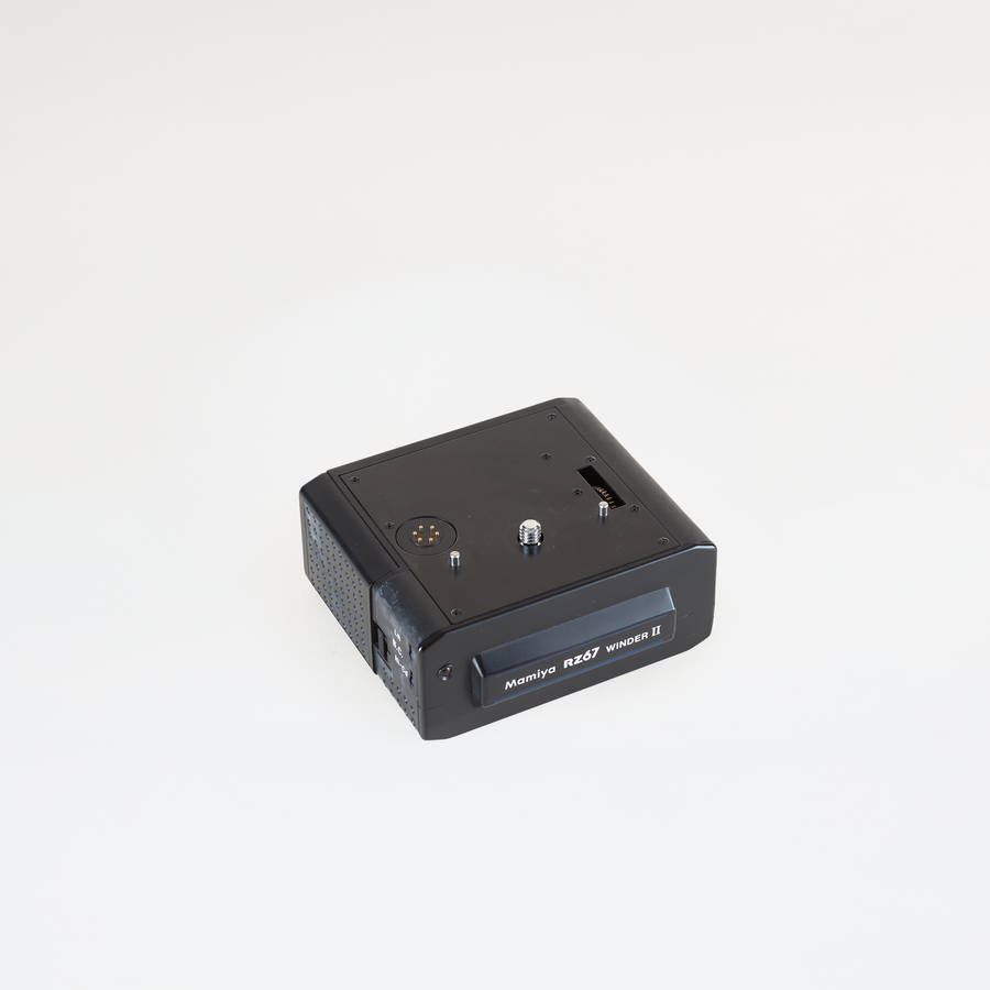 Mamiya RZ Pro II + AE Prism Finder + 65mm