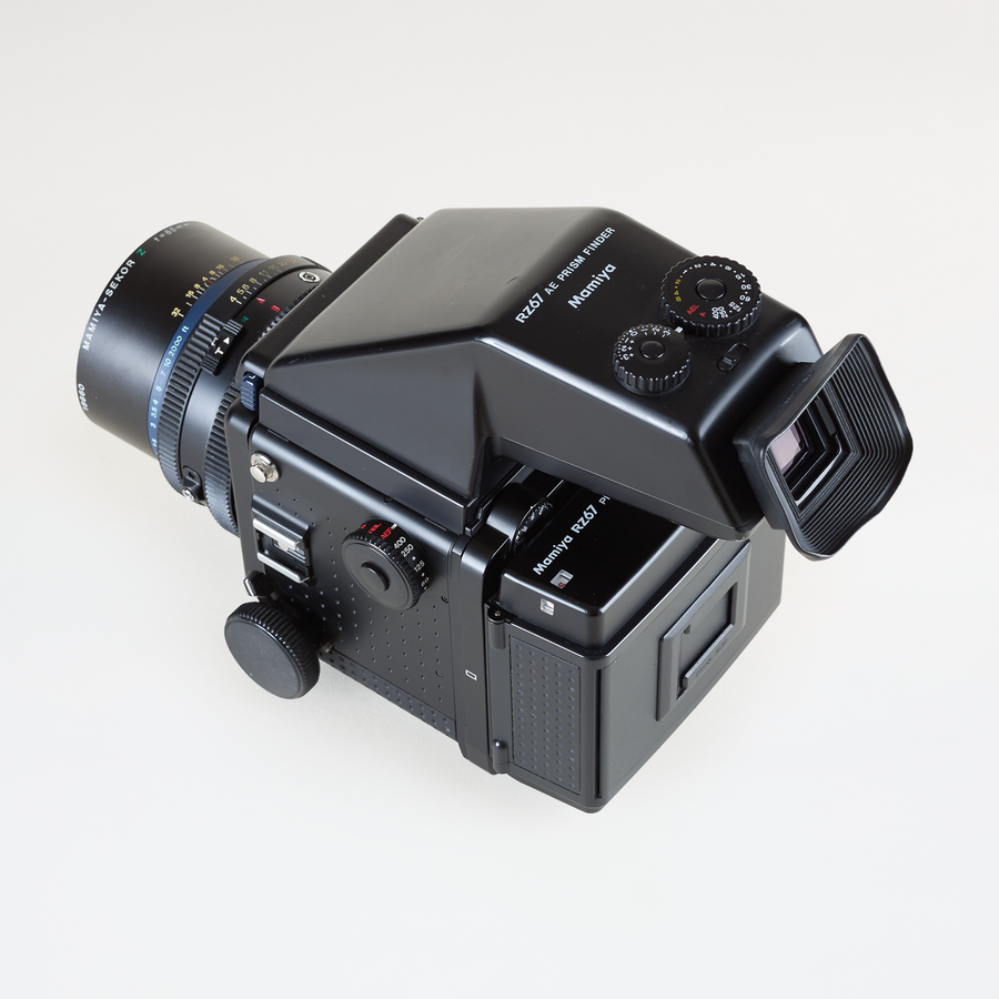 Mamiya RZ Pro II + AE Prism Finder + 65mm