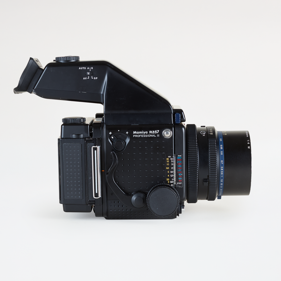 Mamiya RZ Pro II + AE Prism Finder + 65mm