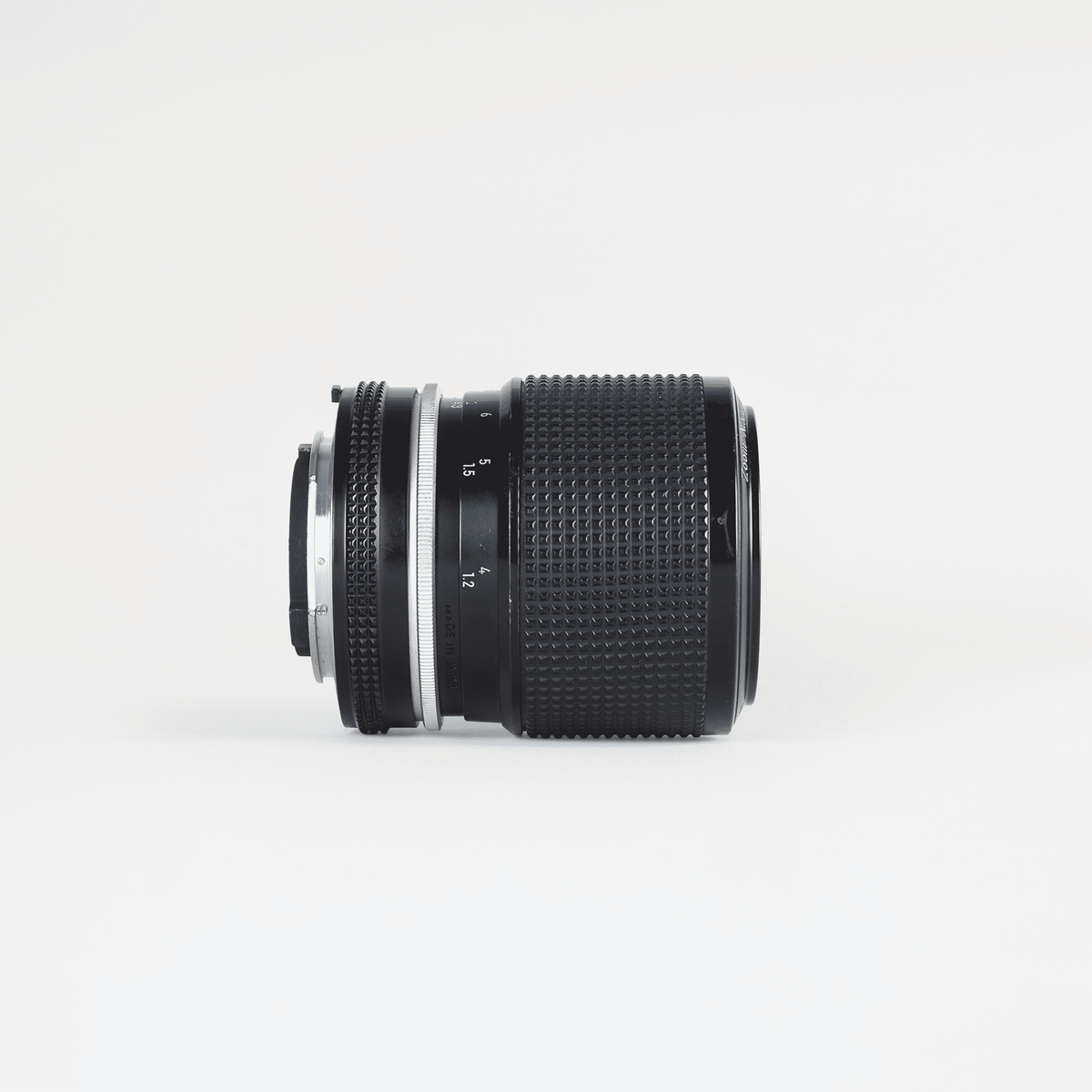 Nikon NIKKOR Zoom Ai 43-86 f/3.5 MF Lens F Mount