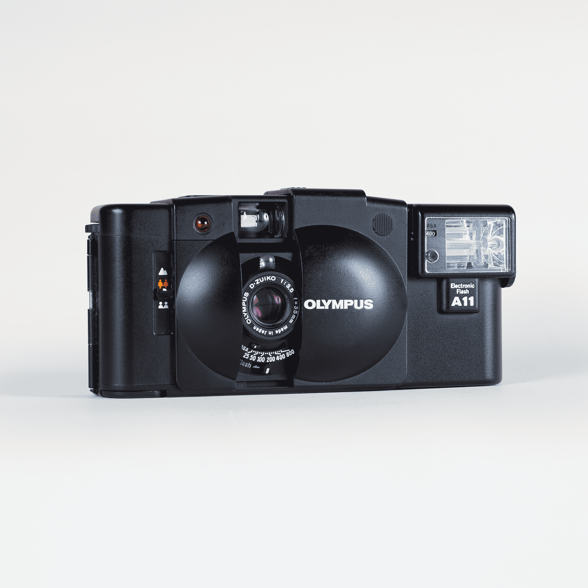 Olympus XA2 w/ A11 Flash – Brooklyn Film Camera Olympus XA2 w/ A11 Flash – Brooklyn Film Camera