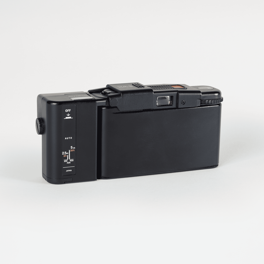 Olympus XA2 w/ A11 Flash – Brooklyn Film Camera Olympus XA2 w/ A11 Flash – Brooklyn Film Camera