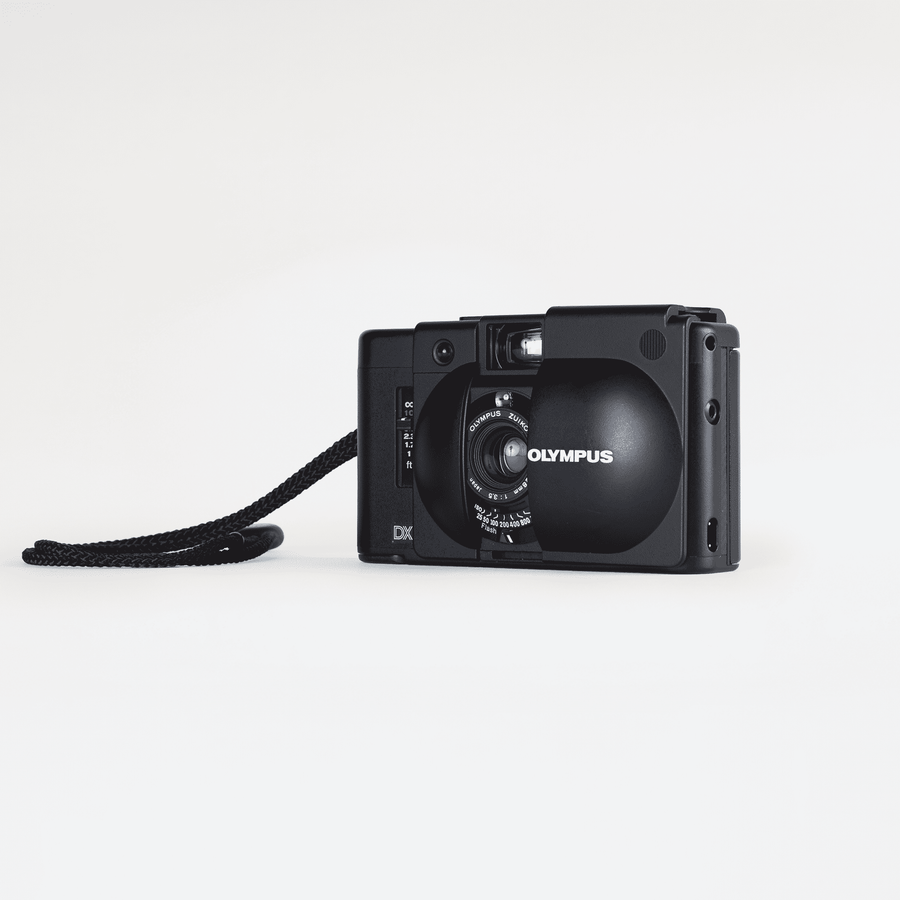 Olympus XA4 Macro (Flash Optional)