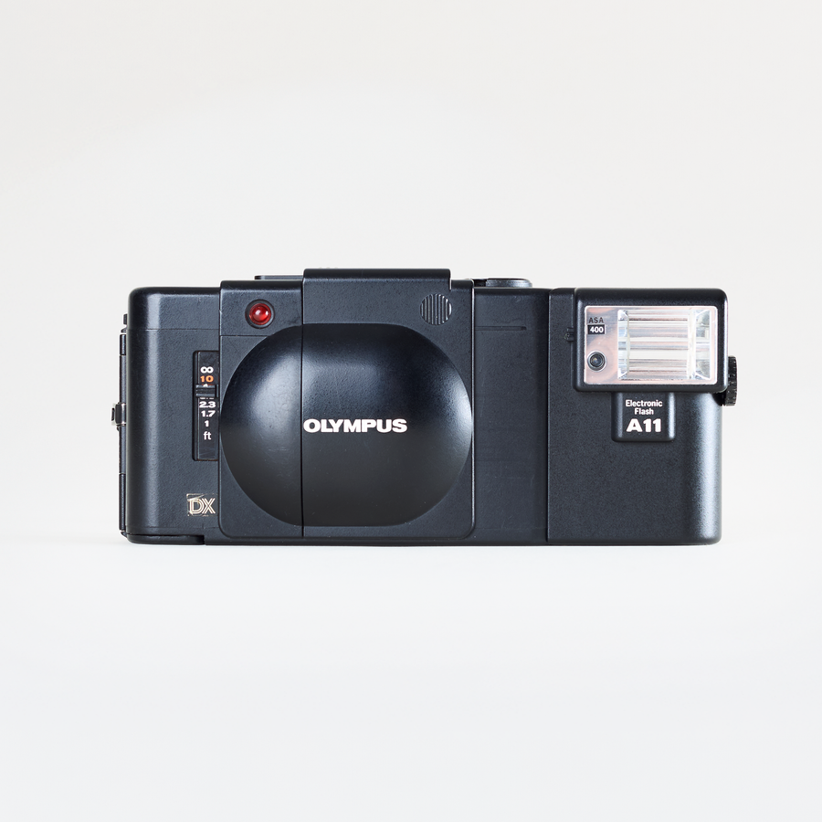 Olympus XA4 Macro (Flash Optional)