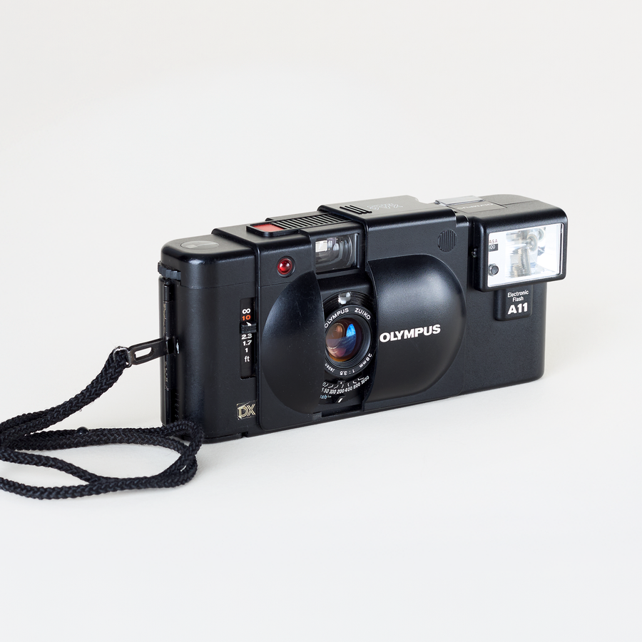 Olympus XA4 Macro (Flash Optional)