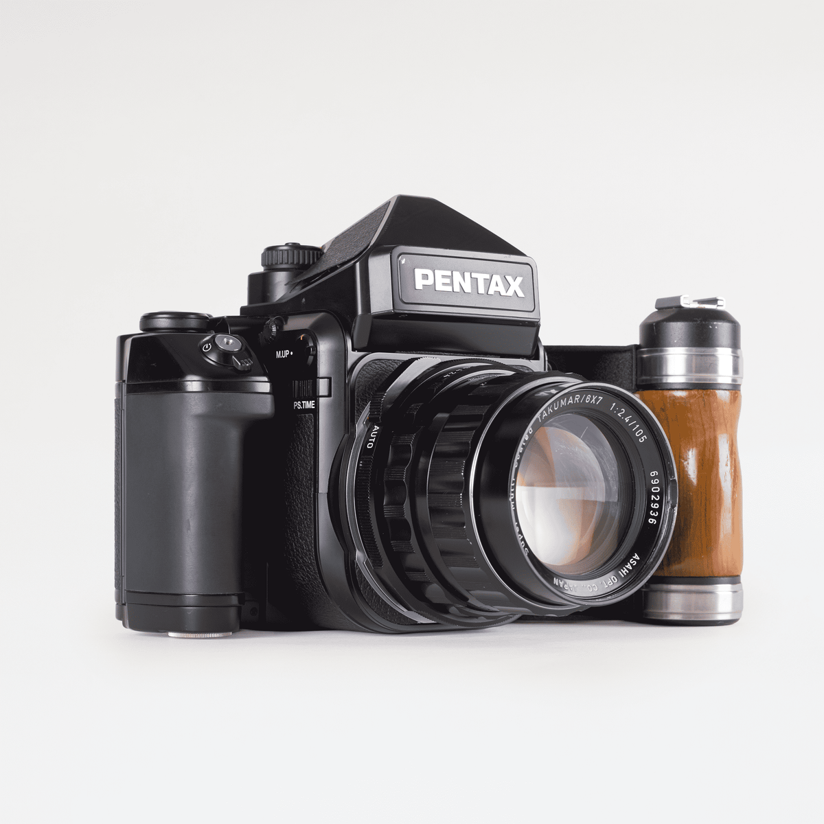 Pentax 67II With SMC 105mm – Brooklyn Film Camera Pentax 67II With SMC 105mm – Brooklyn Film Camera
