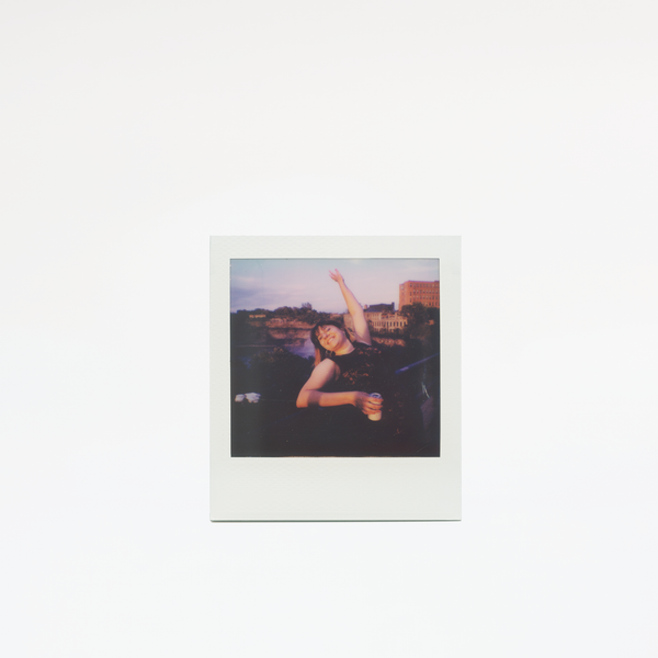 Polaroid GO :: Color Film sample