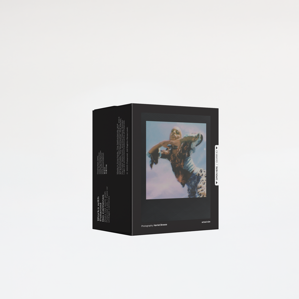 Polaroid GO :: Color Film :: Black Frame sample