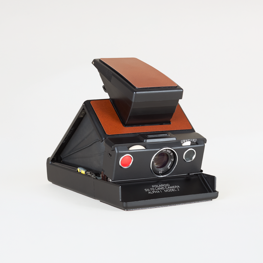 Polaroid SX-70 Model 2 - Tan on Black