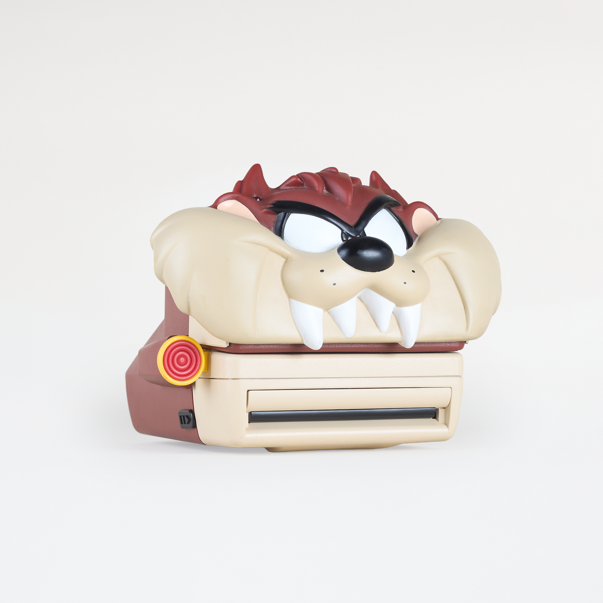 タスマニアンデビル　TAZカメラ ポラロイドカメラ Tazmanian Devil Polaroid 600 (1999) - along with a photo shot on