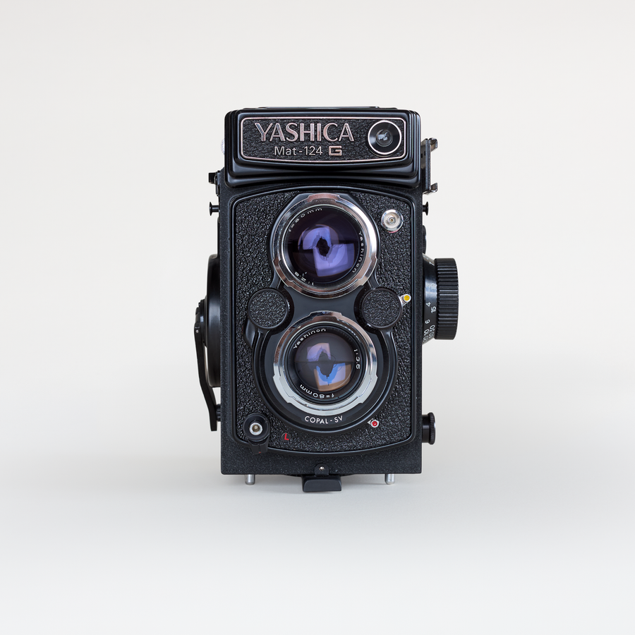 昭和レトロ　YASHICA Mat-124 G 二眼レフカメラ Yashica Mat-124 G – Brooklyn Film Camera