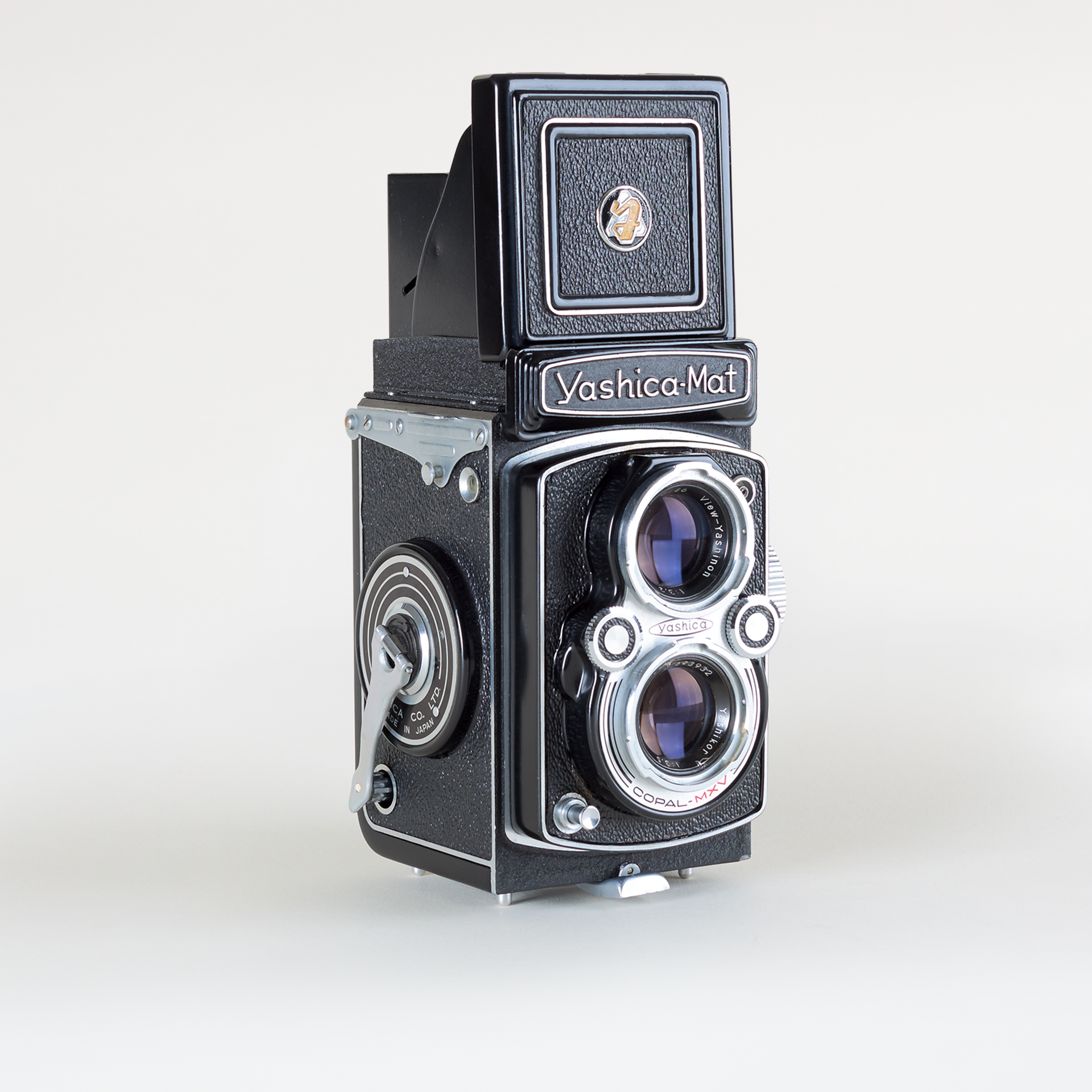Yashica Mat-124 – Brooklyn Film Camera Yashica Mat-124 – Brooklyn Film Camera