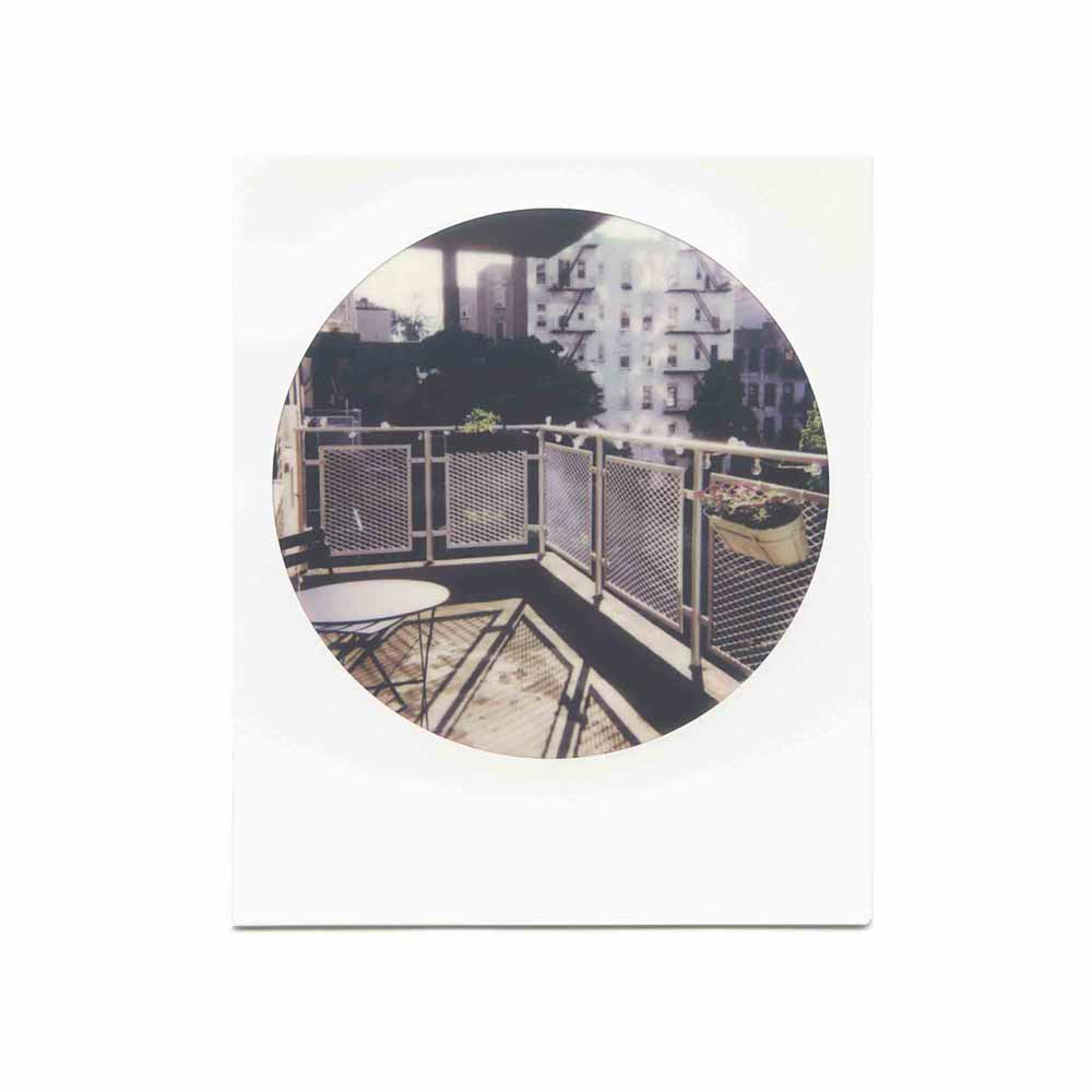 Polaroid 600 :: Round Frame Edition